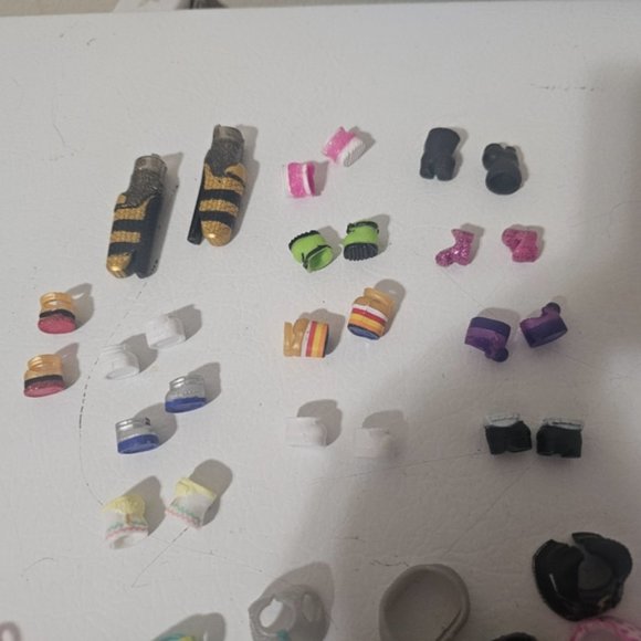 LOL Doll Clothes,Shoes and Accessories - Picture 2 of 7